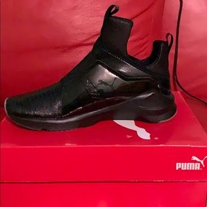 Women’s Puma Fierce  Metallic Sneaker.